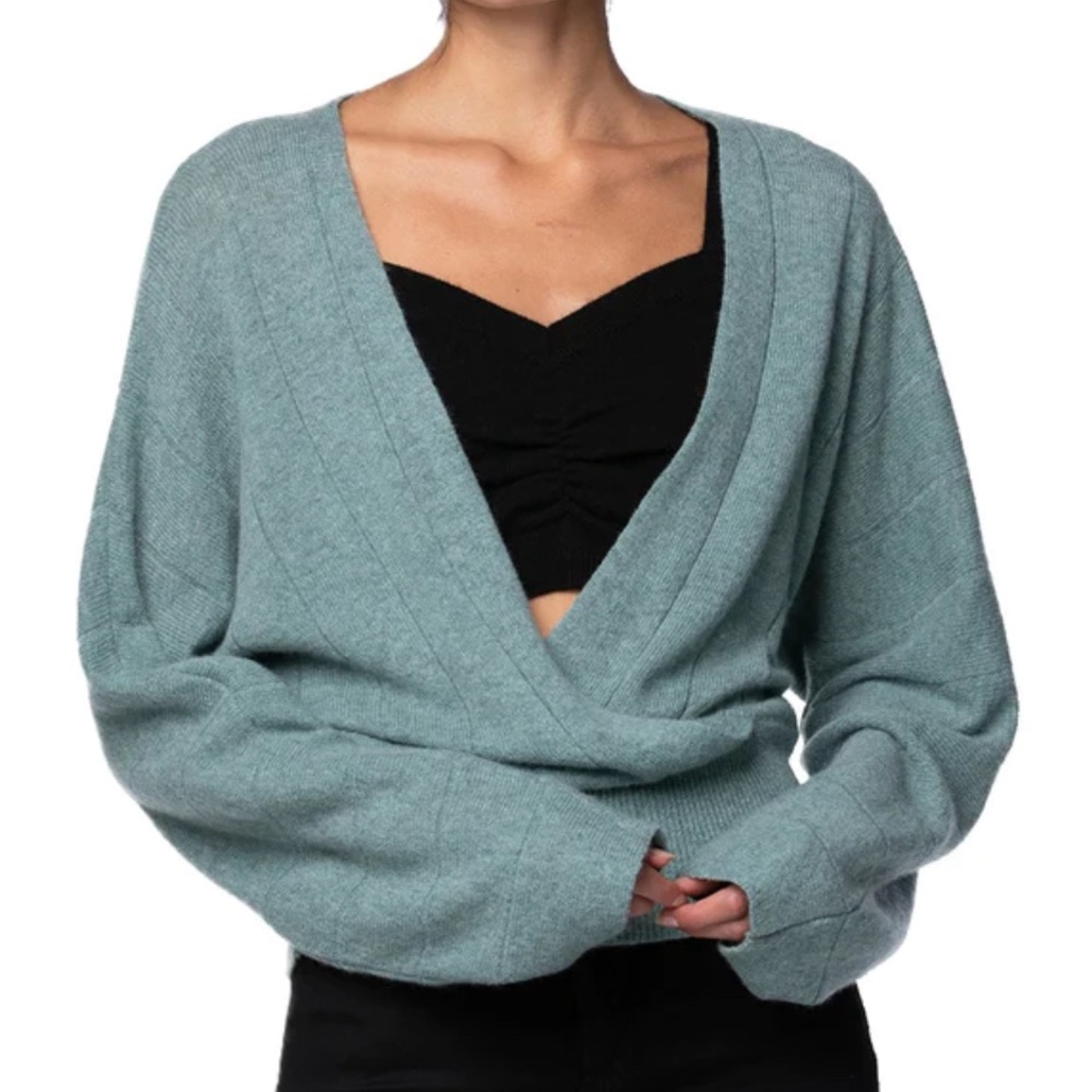Subtle Luxury 100% cashmere